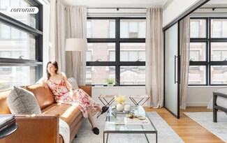 547 W 47th St Unit 409, New York, NY 10036