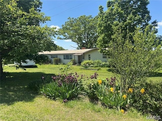 22781 Route 66, Lebanon, MO 65536