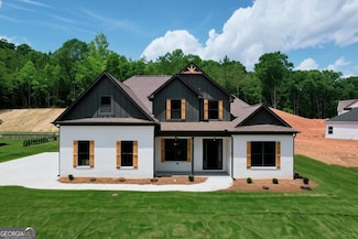 297 Ayers Creek Dr, Toccoa, GA 30577