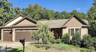 95 Crownside Dr, Four Oaks, NC 27524