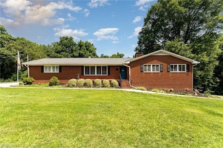 224 Westridge Dr, High Point, NC 27262