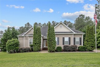 45 Remington Hill Dr, Bunnlevel, NC 28323