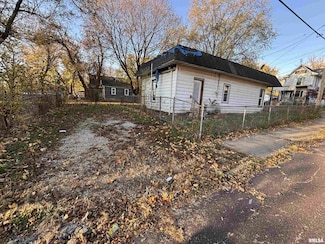 2414 NE Monroe St, Peoria, IL 61603