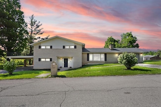 101 Indian Mound Dr, Richmond, KY 40475