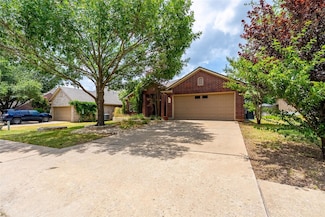 2601 Tumbling River Dr, Leander, TX 78641