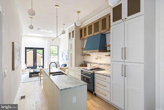 441 Q St NW Unit 2, Washington, DC 20001