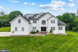 310 Nicklaus Ct, Swedesboro, NJ 08085