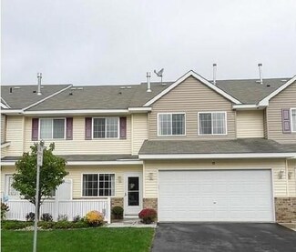 3553 Sterling Heights Dr Unit B, River Falls, WI 54022