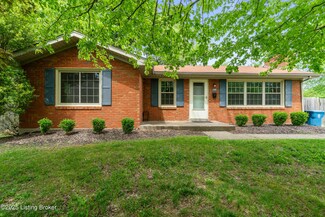 5811 Hornbeam Ln, Louisville, KY 40258