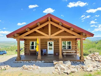 47 Wapiti Trail, Elk Mountain, WY 82324