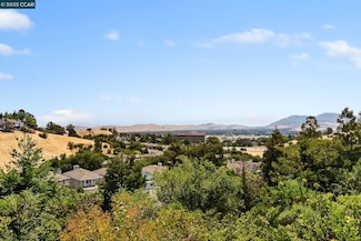 2058 Marazzani Dr, Martinez, CA 94553
