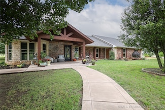 3063 W 14th St, Sulphur, OK 73086