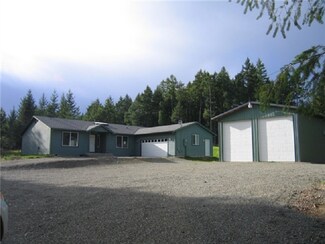 241 E Clayton Ln, Grapeview, WA 98546