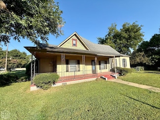904 W Oak Ave, Jonesboro, AR 72401