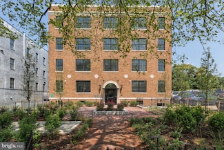 816 Potomac Ave SE Unit 403, Washington, DC 20003