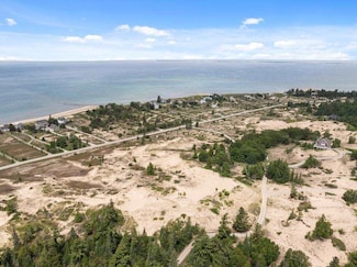 3645 Sturgeon Bay Shores Trail, Harbor Springs, MI 49740