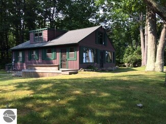 1887 Douglas Dr, Tawas City, MI 48763