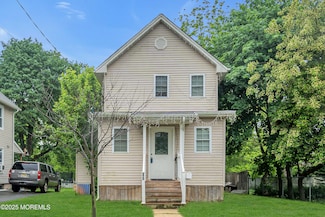 48 Bannard St, Freehold, NJ 07728