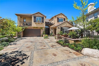 2 Williamsburg Ln, Trabuco Canyon, CA 92679