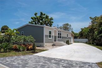 1757 12th Ct N, Lake Worth, FL 33460