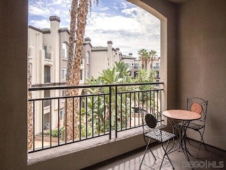 9263 Regents Rd Unit B404, La Jolla, CA 92037