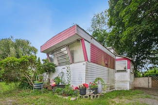 46 Harrington Dr, Plainfield, CT 06374