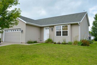 525 Sugar Ave, Belleville, WI 53508