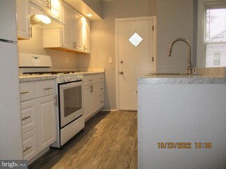 2765 N Congress Rd, Camden, NJ 08104