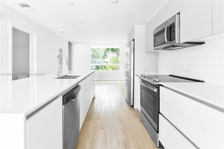 2555 NE 193rd St Unit 2221, Miami, FL 33180