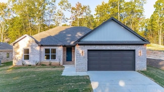 3205 Galloway Dr, Benton, AR 72015