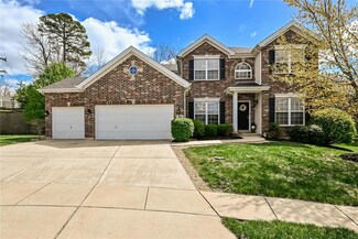 204 Magnolia Trace Dr, Ballwin, MO 63021