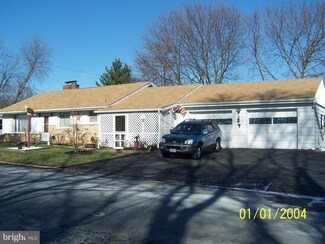 20 W Chestnut St, Funkstown, MD 21734