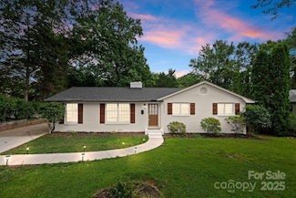 4913 Seacroft Rd, Charlotte, NC 28210