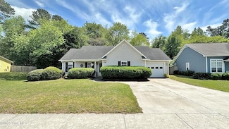 619 Bay Blossom Dr, Wilmington, NC 28411
