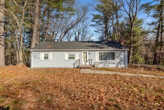 39 Turnpike Rd, Townsend, MA 01469