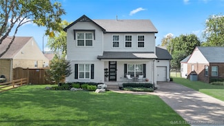 3042 S Cincinnati Ave, Tulsa, OK 74114