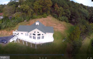542 Mcintosh Dr, Linden, VA 22642