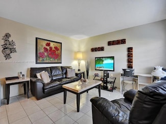 16901 NE 13th Ave Unit 110, Miami, FL 33162