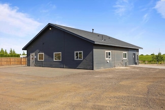 22206 E Kennedy Rd NE, Benton City, WA 99320