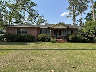 303 4th Ave SE, Cairo, GA 39828