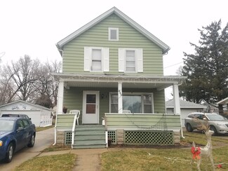 940 Liberty St, Aurora, IL 60505