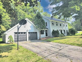 52 Ledgewood Rd, Claremont, NH 03743