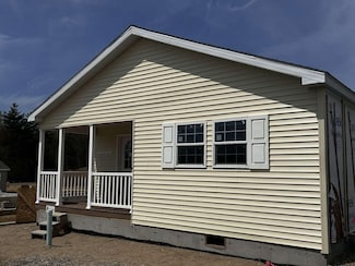 7 Friendship Ct, Berwick, ME 03901