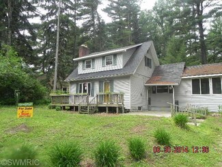 6309 W Sherman Lake Dr, Augusta, MI 49012