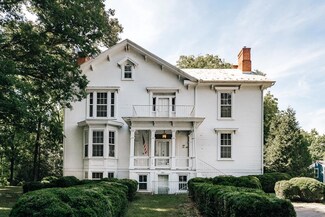242 Whittle St, Chatham, VA 24531