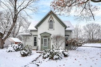 998 E King St, Franklin, IN 46131