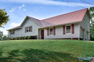 165 Darryl Rd, Scottsboro, AL 35769