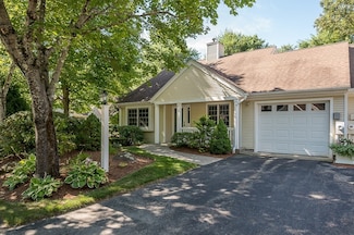 8 Stratton Dr, Shrewsbury, MA 01545