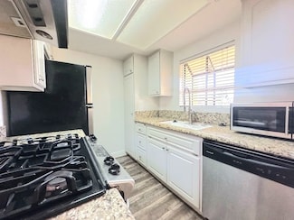 1515 E Appleton St Unit 303, Long Beach, CA 90802