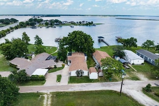 112 Causeway Cove, Kemp, TX 75143